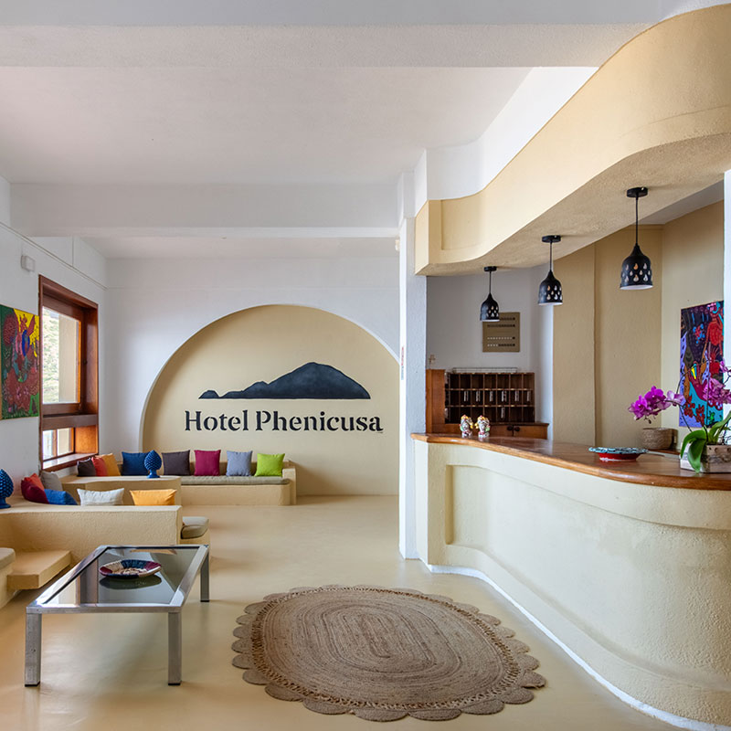Hall hotel Phenicusa